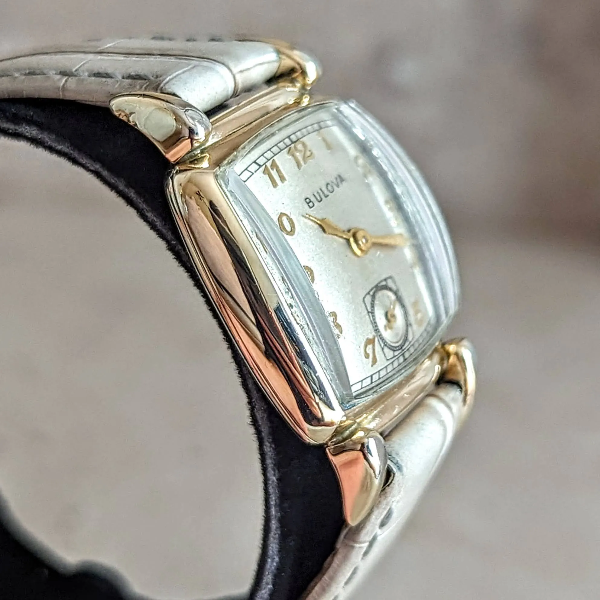 1950 BULOVA His Excellency “XX” Wristwatch 21 Jewels Cal. 10BM U.S.A. Made Watch