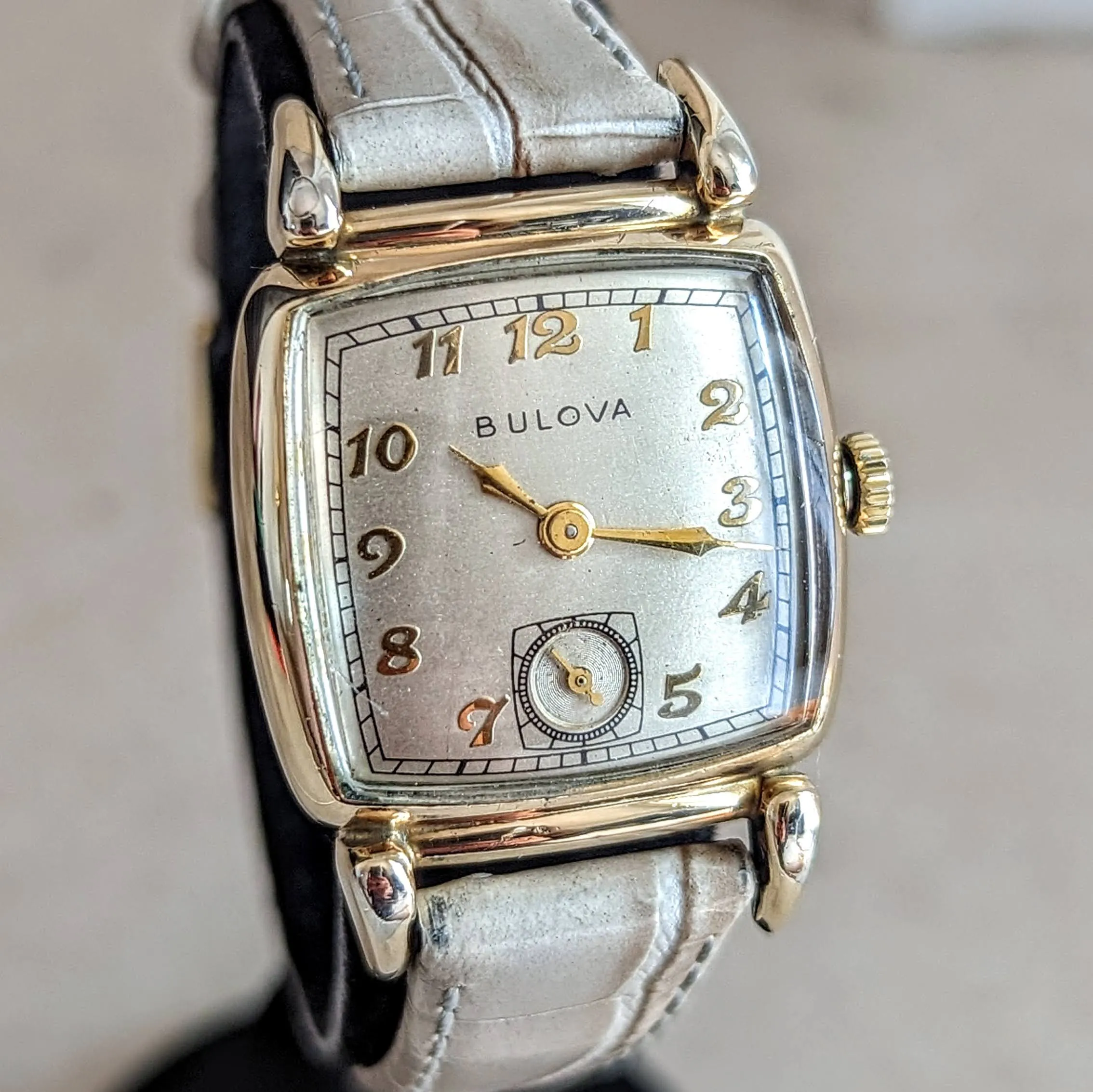 1950 BULOVA His Excellency “XX” Wristwatch 21 Jewels Cal. 10BM U.S.A. Made Watch