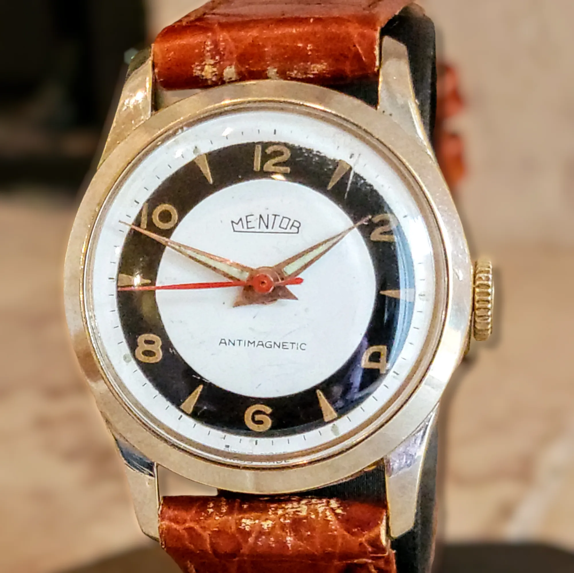1950's MENTOR Antimagnetic Watch By Bader & Hafner Swiss Made