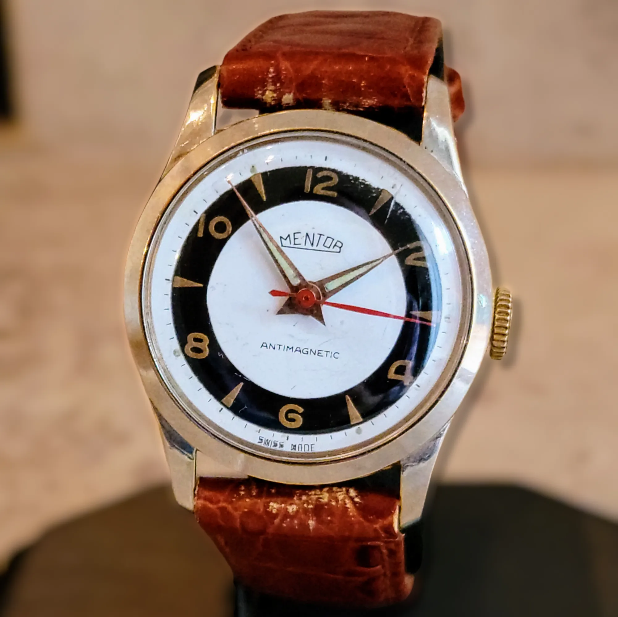 1950's MENTOR Antimagnetic Watch By Bader & Hafner Swiss Made