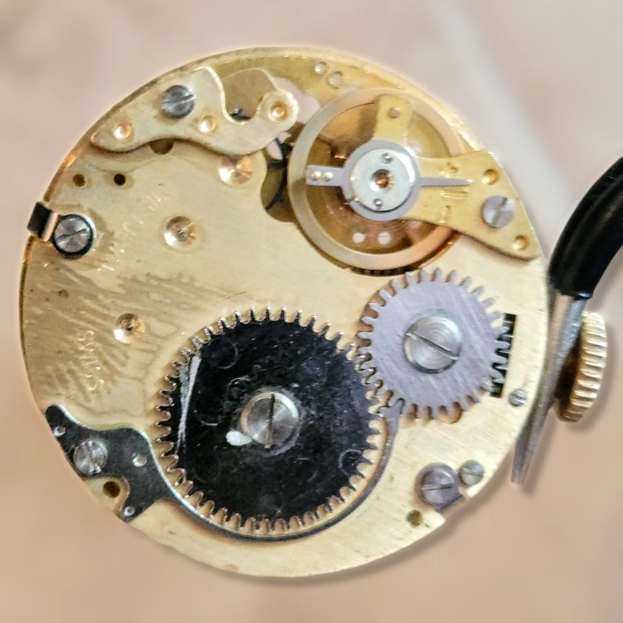1950's MENTOR Antimagnetic Watch By Bader & Hafner Swiss Made