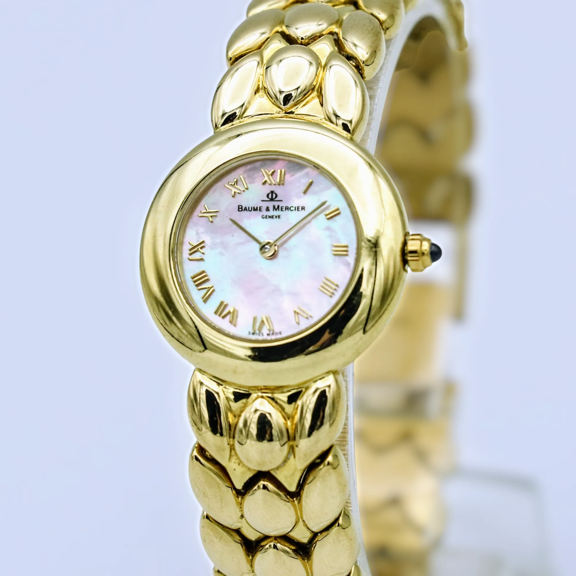 BAUME & MERCIER Luxury Swiss Ladies Wristwatch 18K Solid Yellow Gold 6J Watch