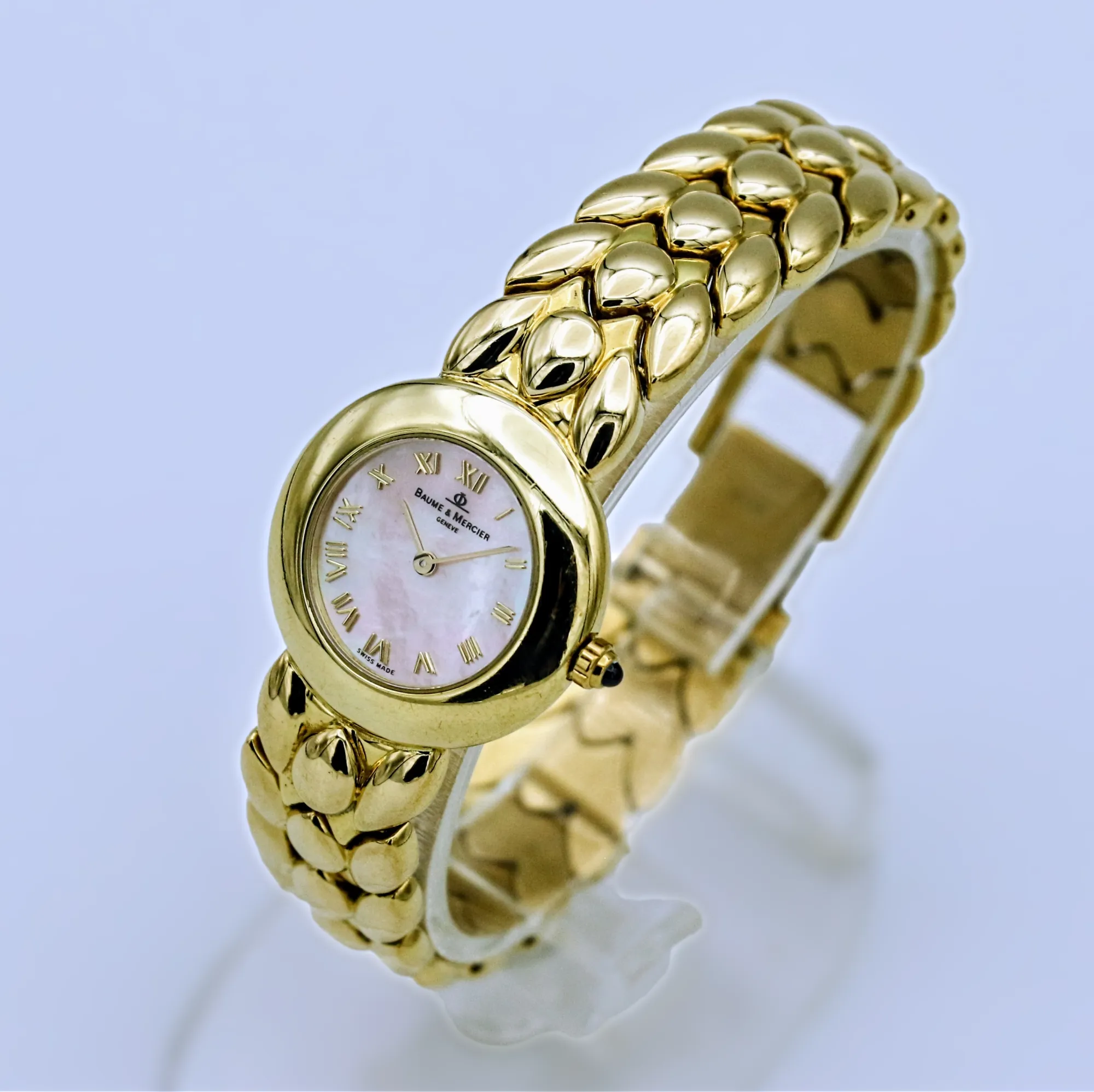 BAUME & MERCIER Luxury Swiss Ladies Wristwatch 18K Solid Yellow Gold 6J Watch