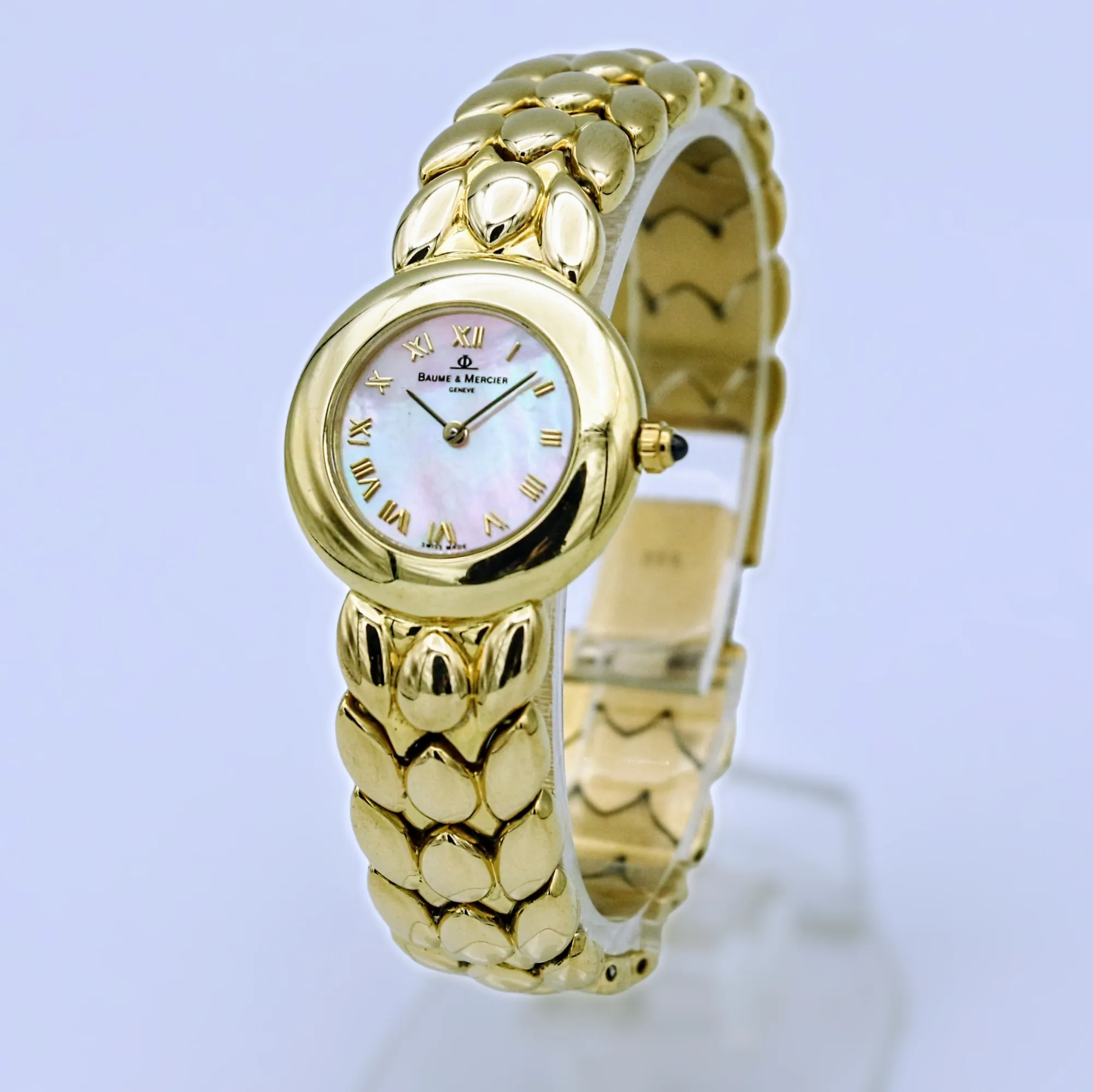 BAUME & MERCIER Luxury Swiss Ladies Wristwatch 18K Solid Yellow Gold 6J Watch