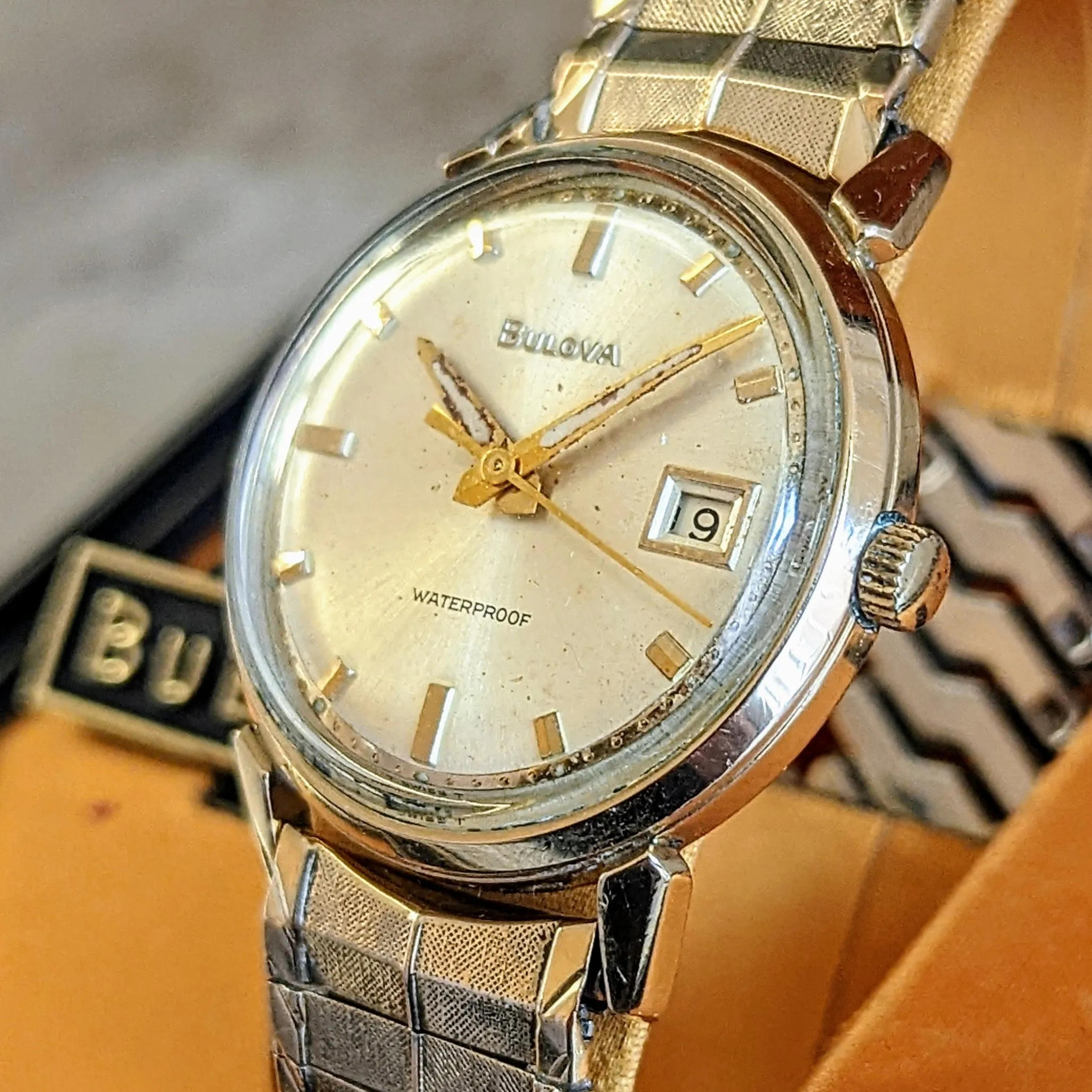 BULOVA 1968 President “B” Watch Date Indicator 10K GF Wristwatch - In BOX!