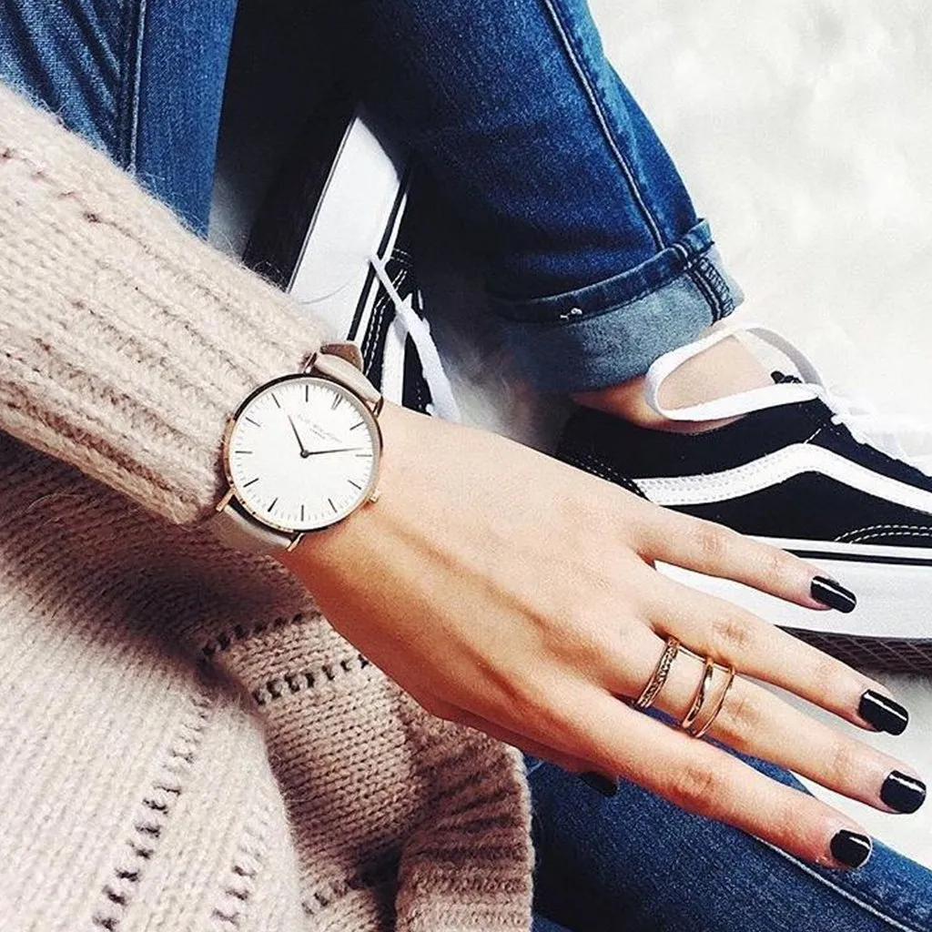 Classic large watch with pale grey strap