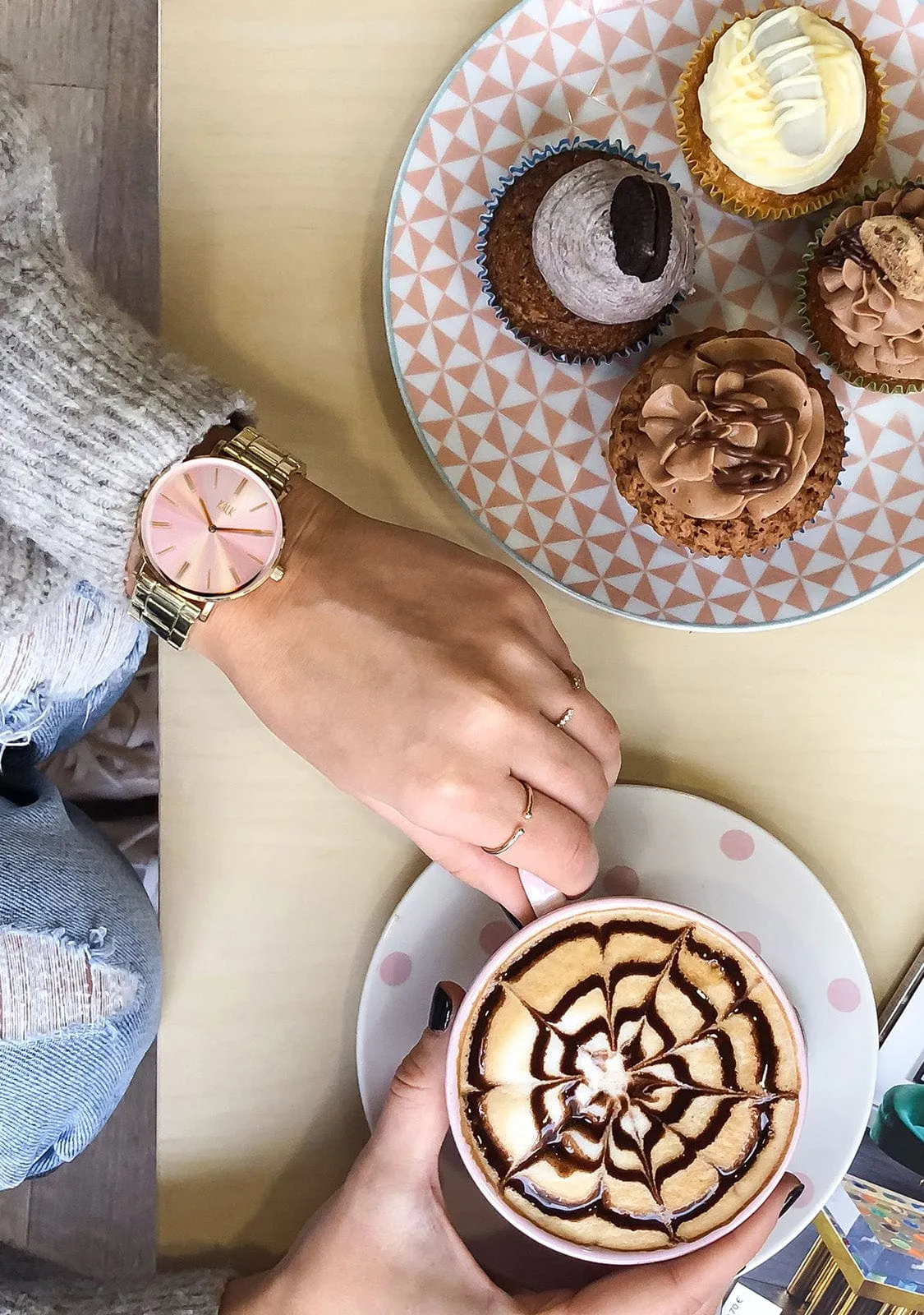 Classy Gold / Light Pink Watch