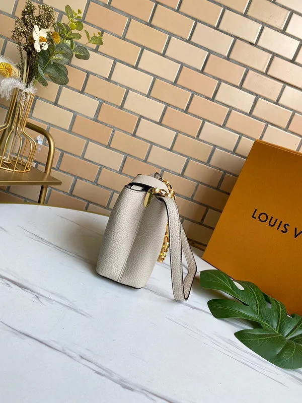 Fashion Lu-Vi bags - 3943