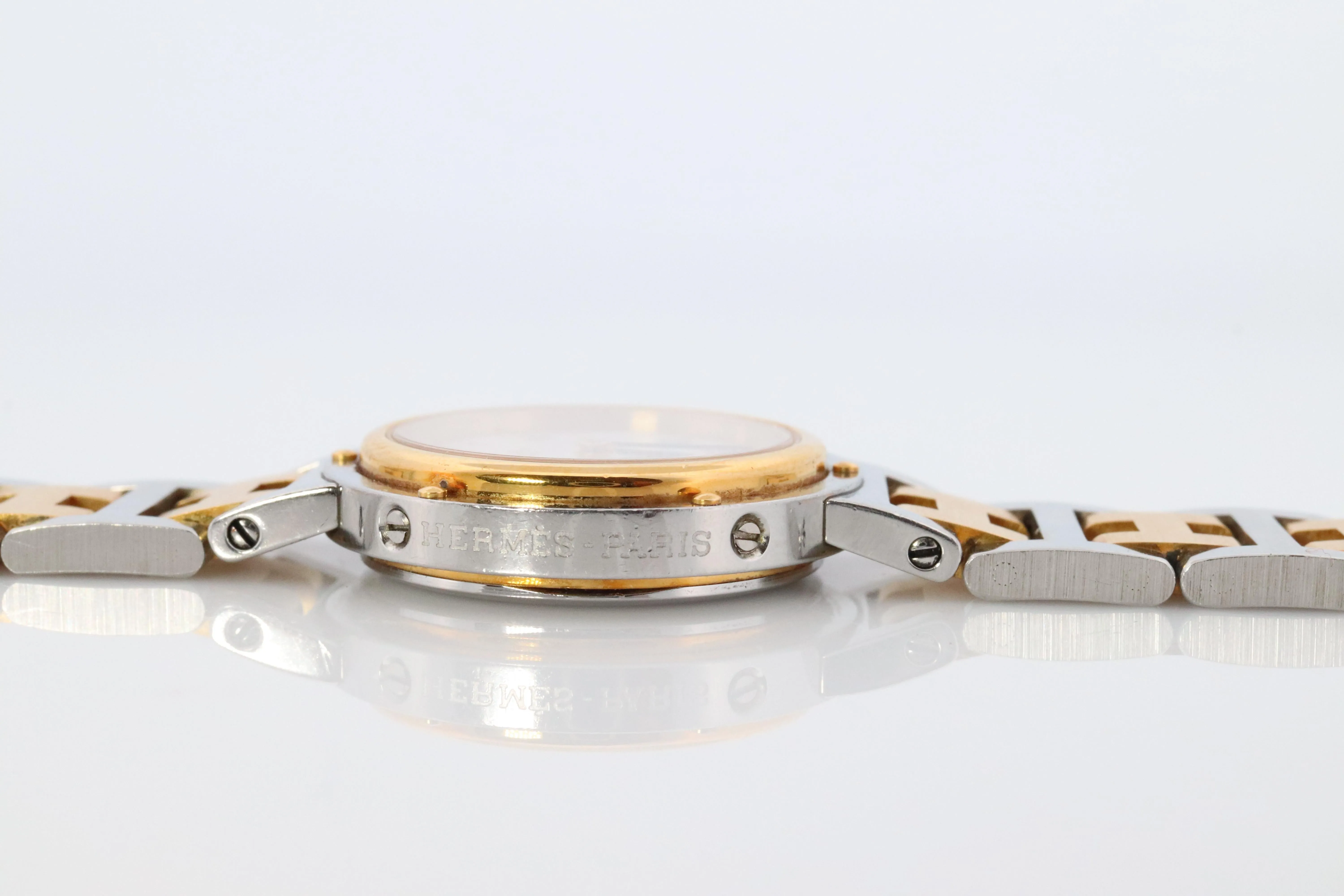Genuine HERMES Stainless Steel 24mm Round Clipper Quartz Watch White Dial.