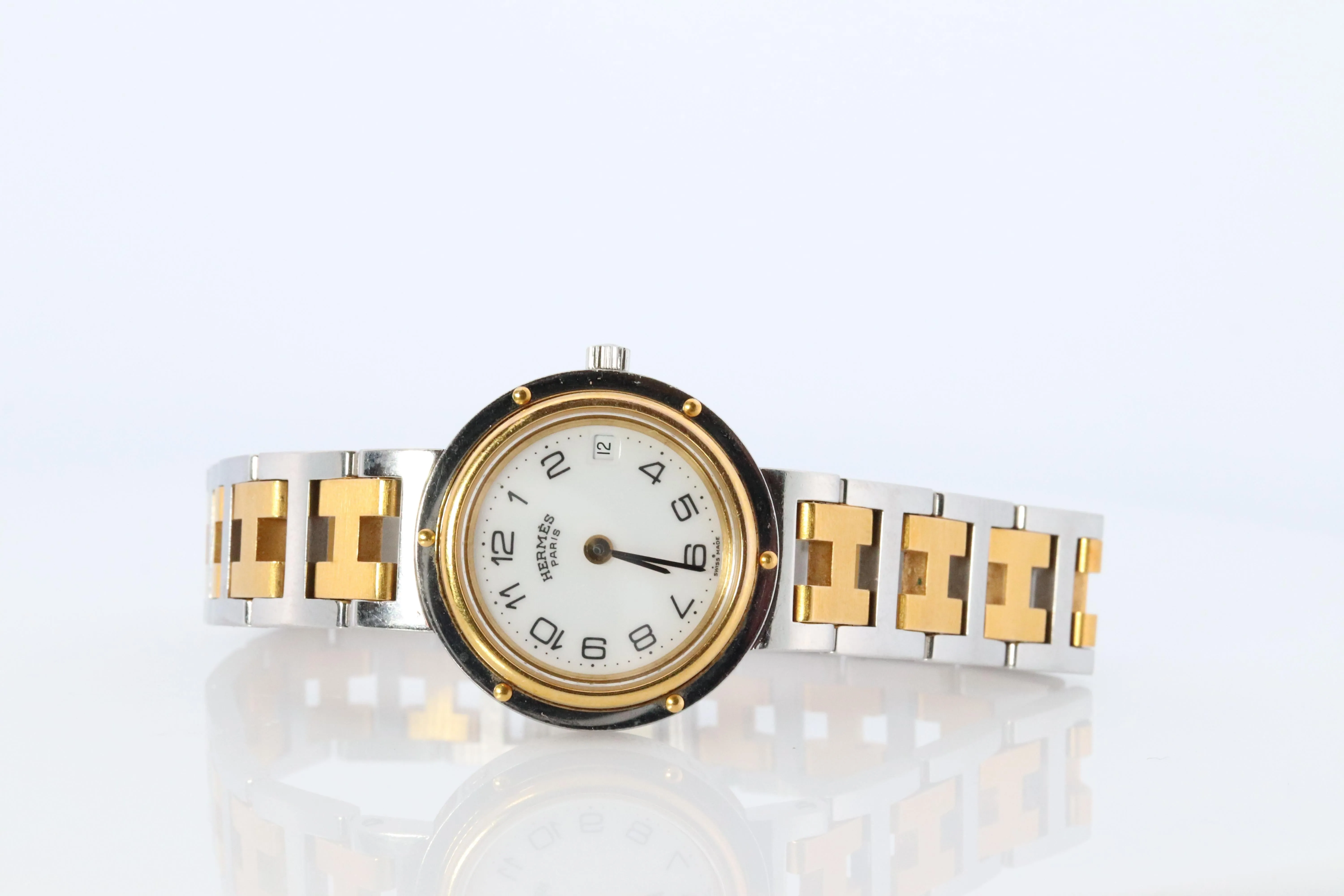 Genuine HERMES Stainless Steel 24mm Round Clipper Quartz Watch White Dial.