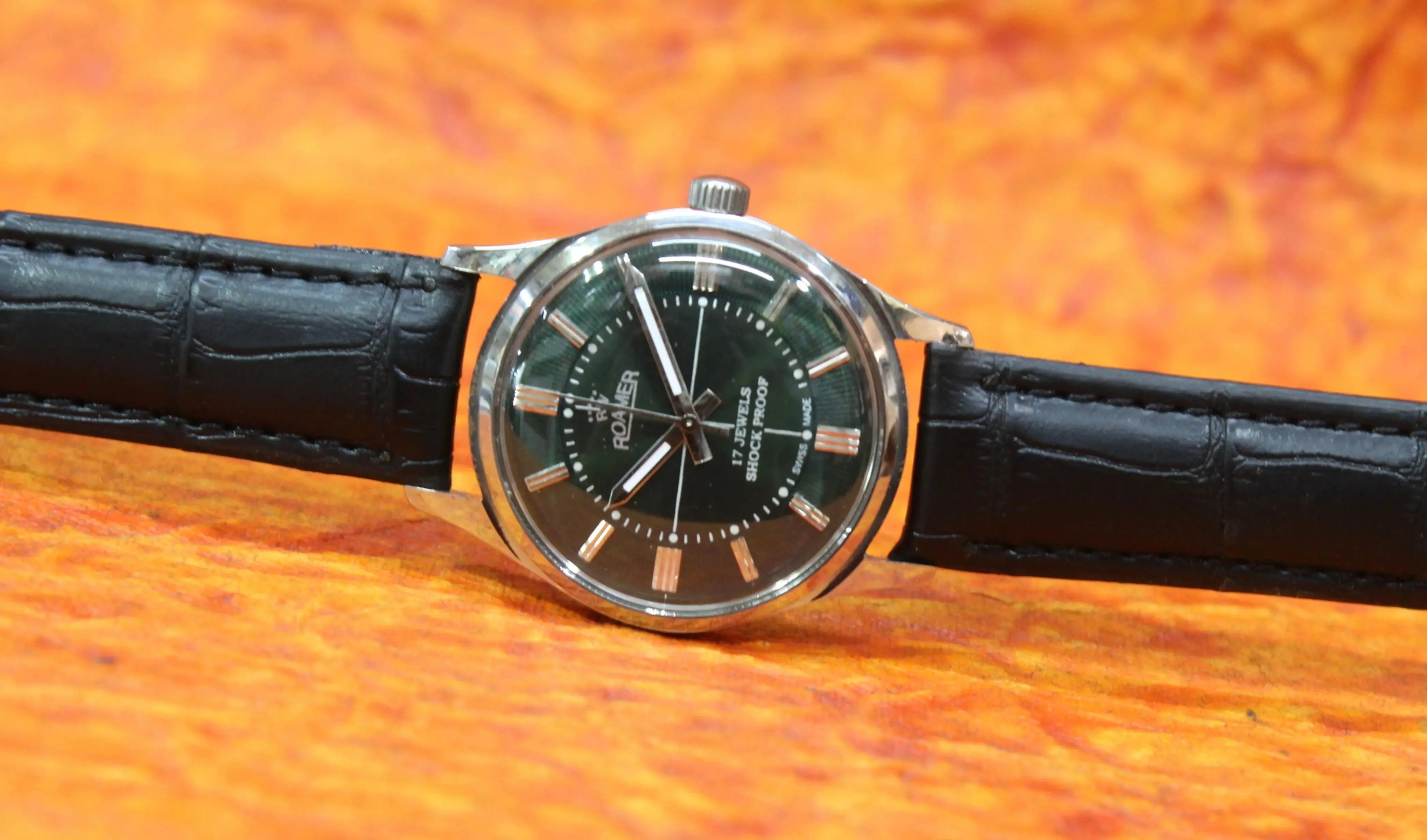 Hand Winding Swiss Made Wristwatch Roamer 17 Jewels FHF ST96 Vintage Mechanical Movement