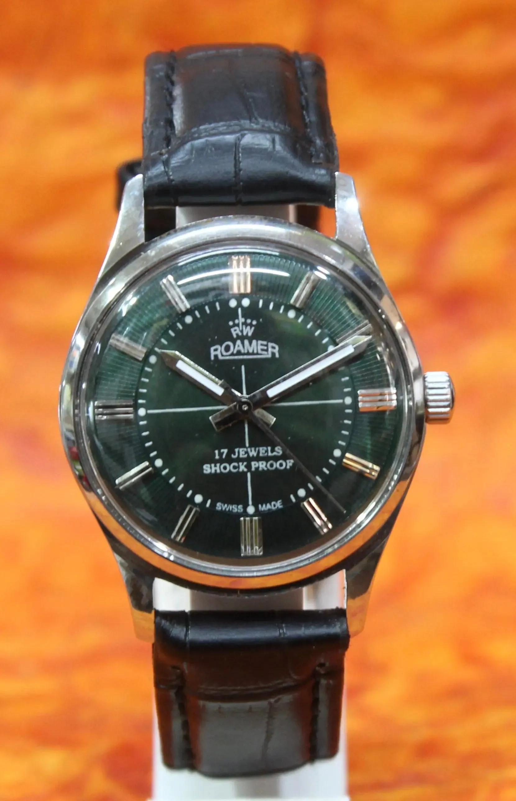 Hand Winding Swiss Made Wristwatch Roamer 17 Jewels FHF ST96 Vintage Mechanical Movement