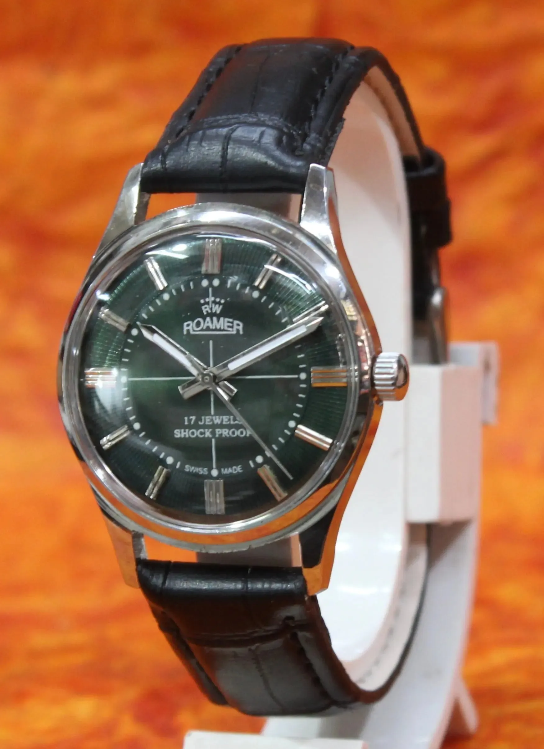 Hand Winding Swiss Made Wristwatch Roamer 17 Jewels FHF ST96 Vintage Mechanical Movement